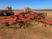 Lot 193